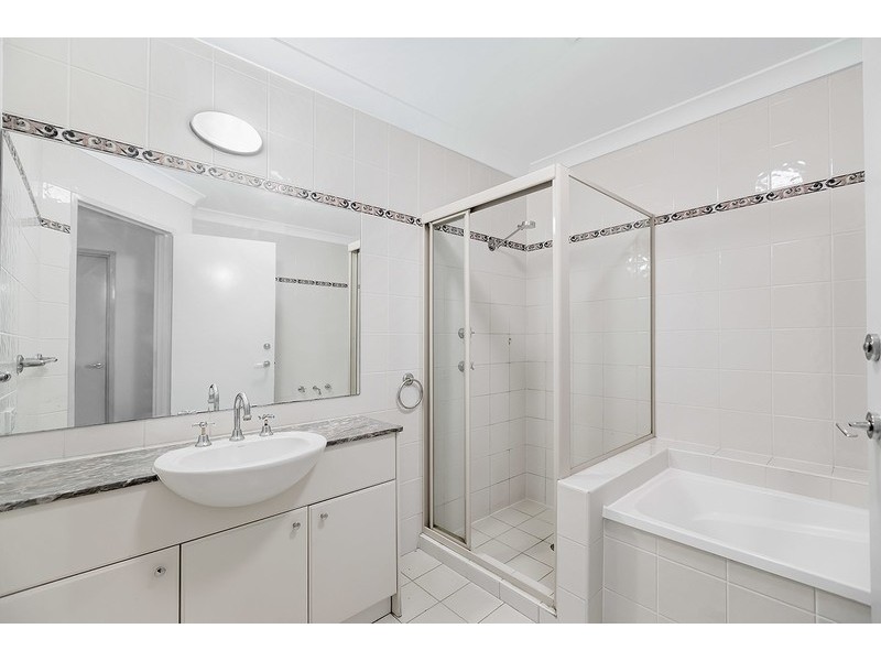 21/2 Bradley Place, Liberty Grove NSW 2138