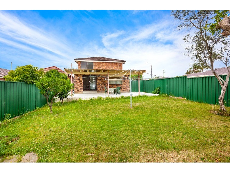 239 William Street, Kingsgrove NSW 2208