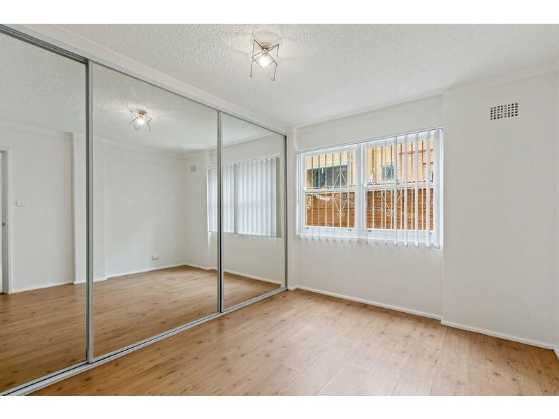 1/13-15 Glen Street, Marrickville NSW 2204