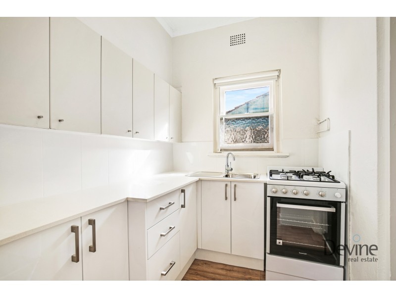 8/18 Railway Parade, Burwood NSW 2134