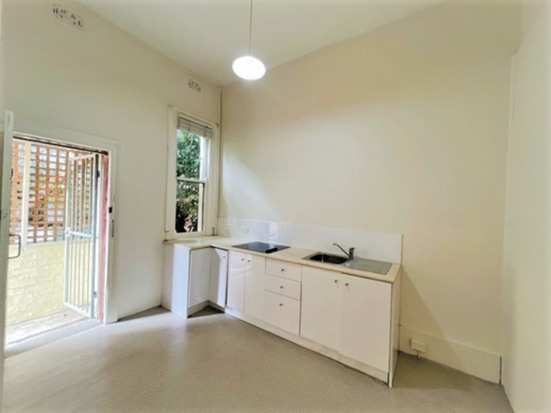 2/71 Warren Road, Marrickville NSW 2204