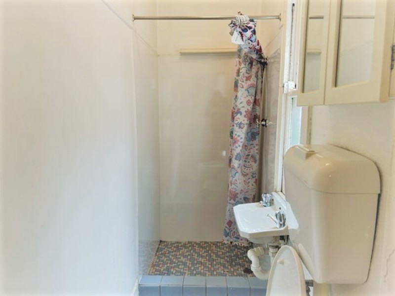 2/71 Warren Road, Marrickville NSW 2204