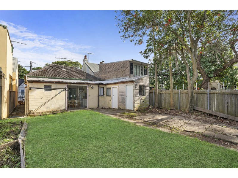 2/17 O’Connell Street, Newtown NSW 2042