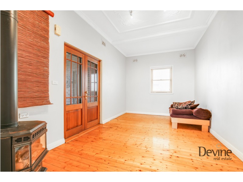 23 Draper Avenue, Roselands NSW 2196