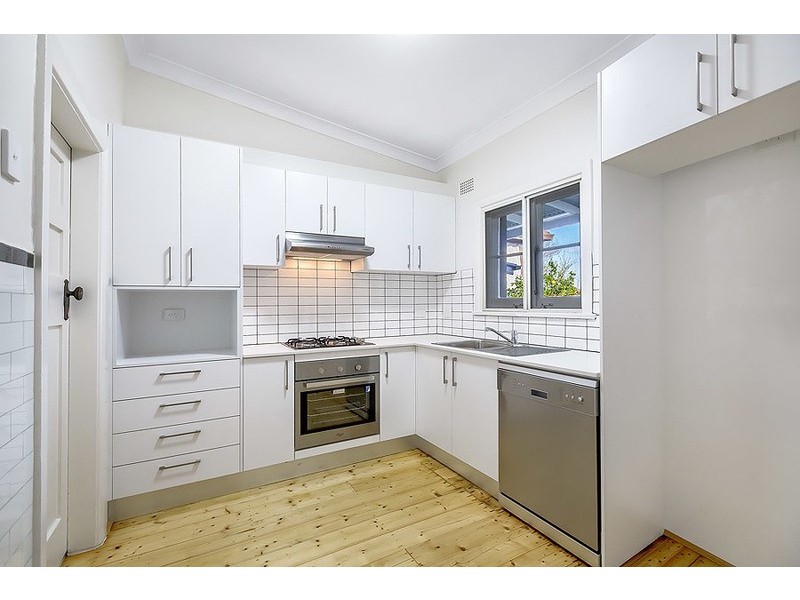 8 Carrington Street, North Strathfield NSW 2137