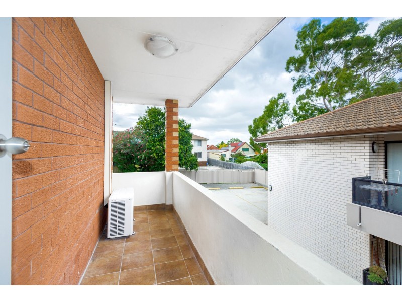 8/40 Duntroon Street, Hurlstone Park NSW 2193