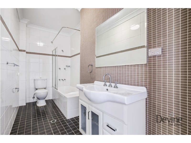 16 Farrow Lane, Tempe NSW 2044