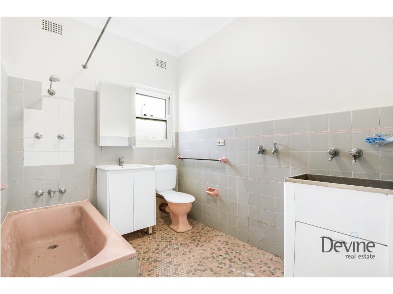 9/12 Russell Street, Strathfield NSW 2135