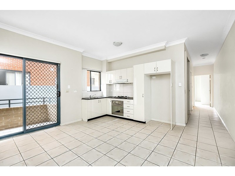 6/21 George Street, Burwood NSW 2134
