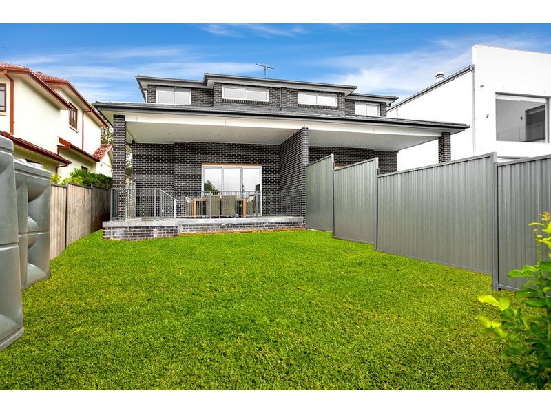 9 Homedale Avenue, Concord NSW 2137