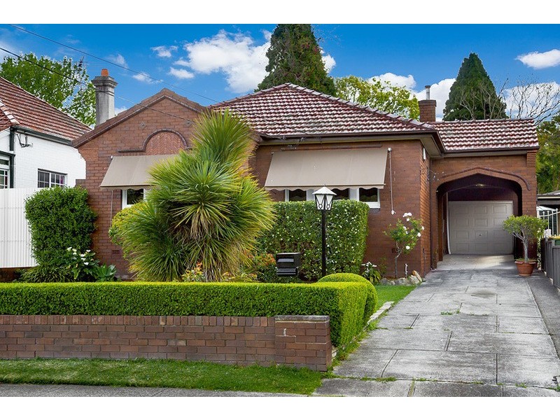 37 Coronation Parade, Strathfield South NSW 2136