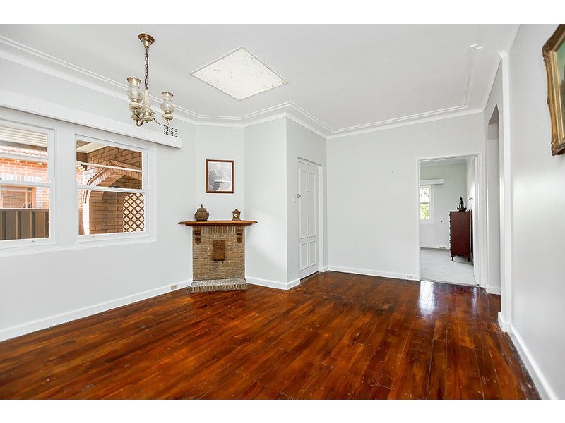 37 Coronation Parade, Strathfield South NSW 2136