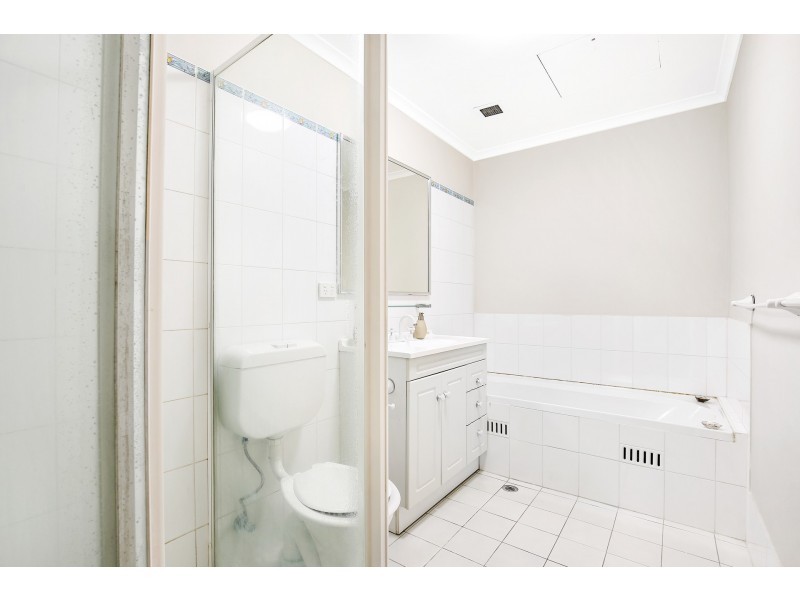 18/2 Williams Parade, Dulwich Hill NSW 2203