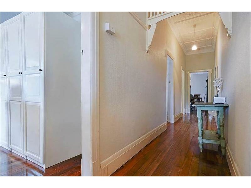 215 New Canterbury Road, Lewisham NSW 2049