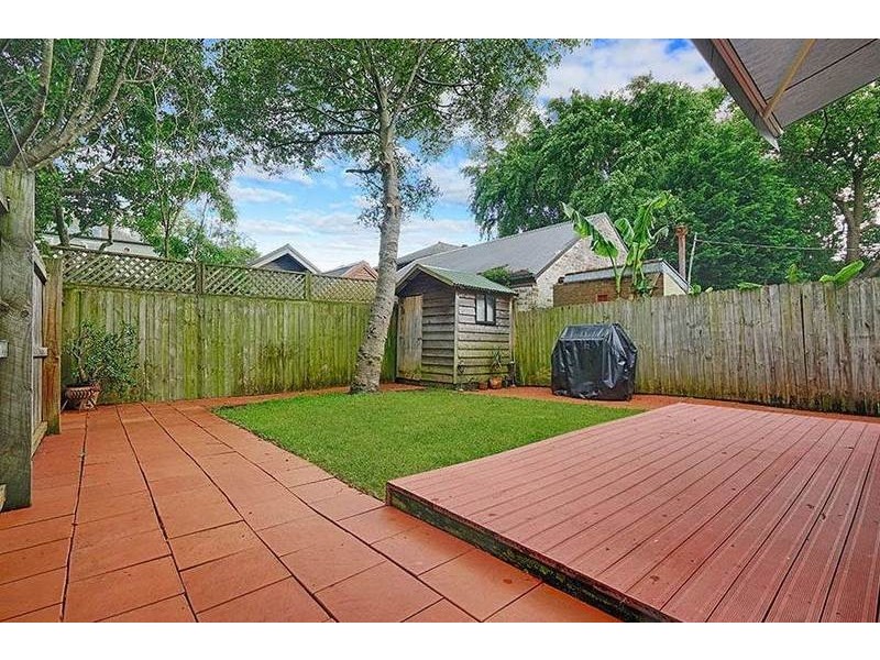 215 New Canterbury Road, Lewisham NSW 2049