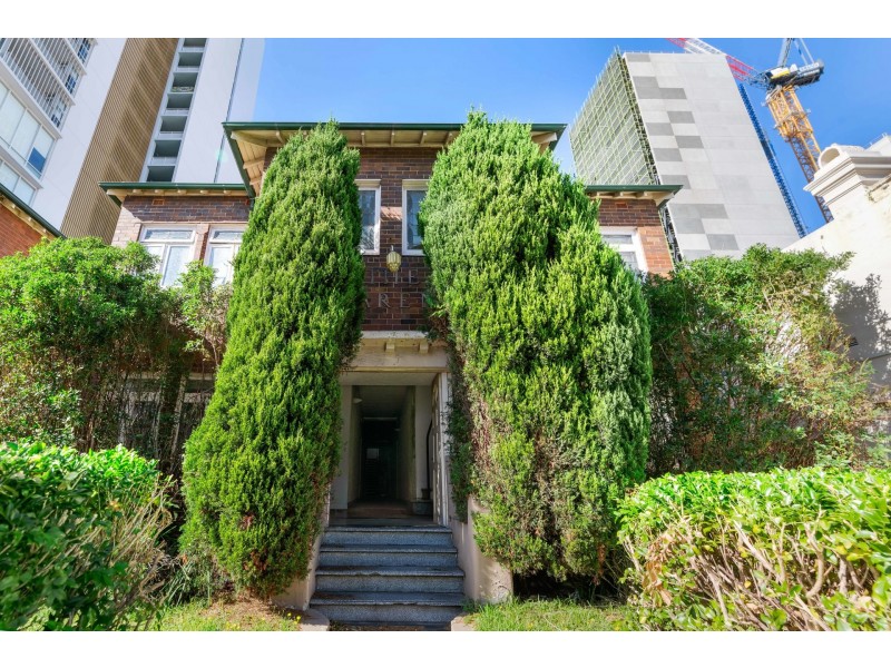 2/18a Railway Parade, Burwood NSW 2134