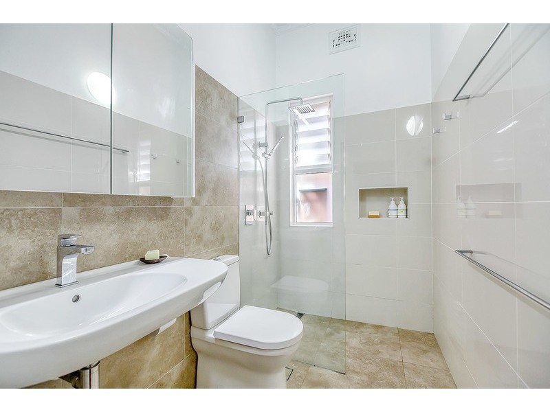 40 Beauchamp Street, Marrickville NSW 2204