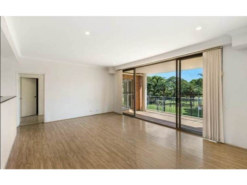 8/78 Burwood Road, Burwood NSW 2134