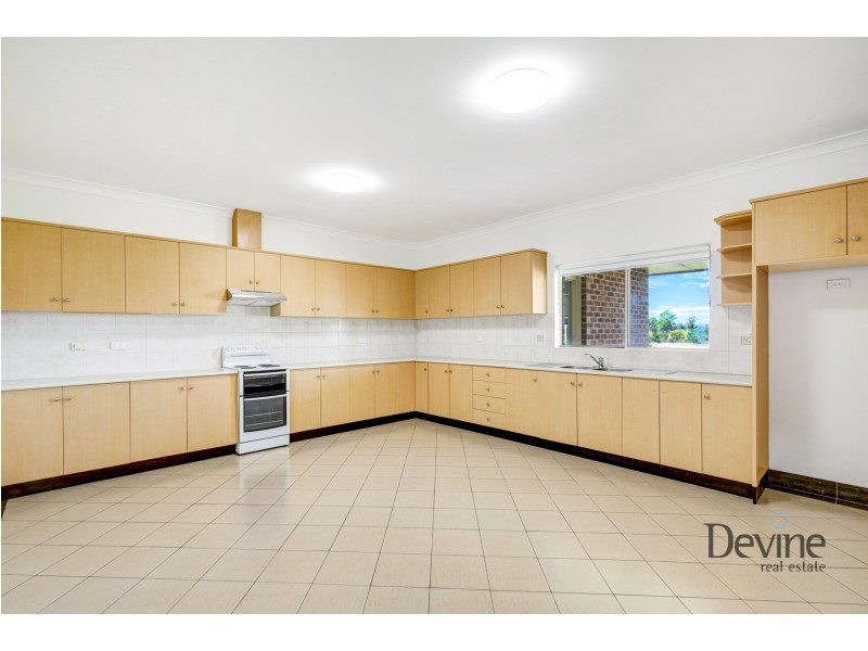 114B Kelvin Park Drive, Bringelly NSW 2556