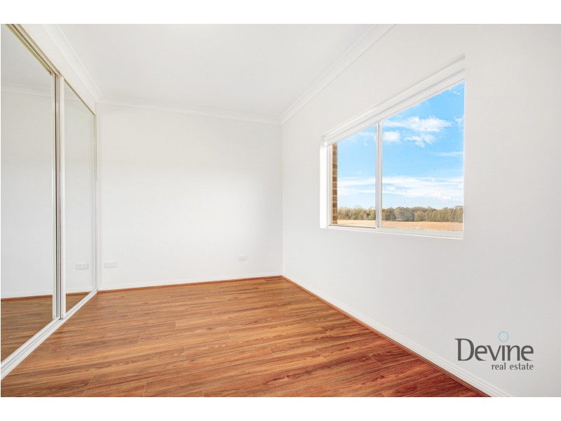 114B Kelvin Park Drive, Bringelly NSW 2556