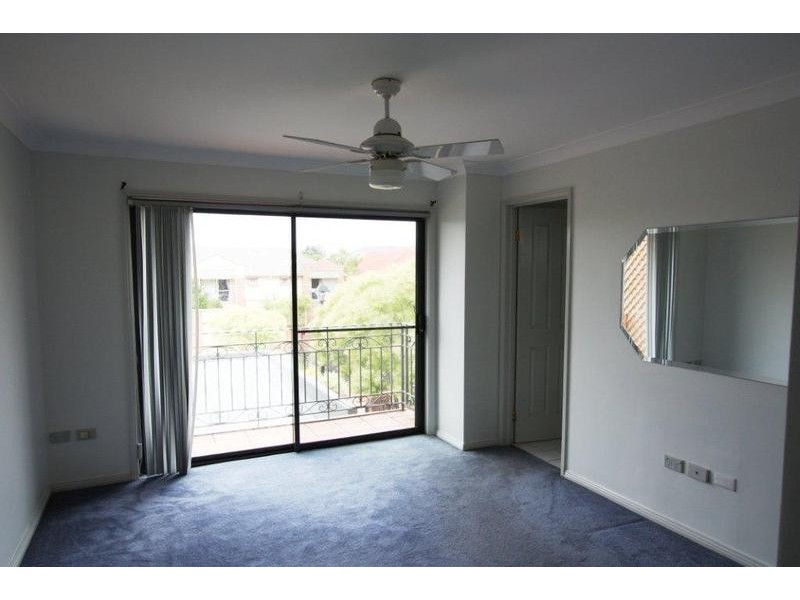 10 Hewin Close, Liberty Grove NSW 2138