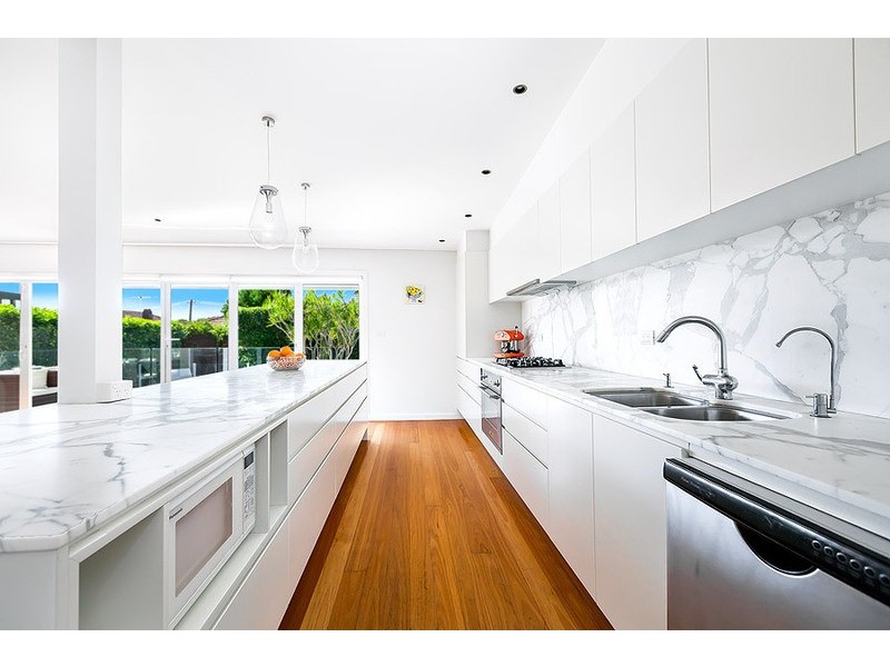 38 Arthur Street, Rodd Point NSW 2046