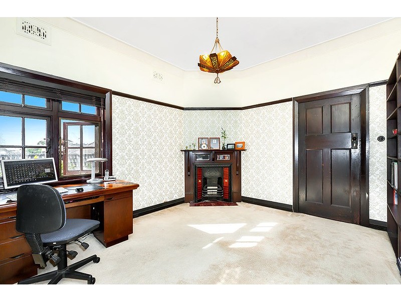 18 Malvern Avenue, Croydon NSW 2132