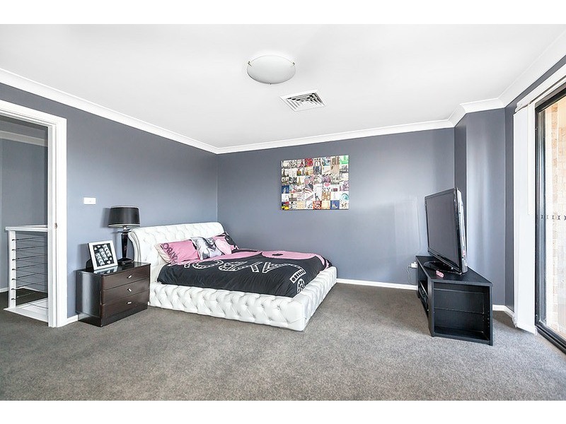 8 Wesley Street, Greenacre NSW 2190