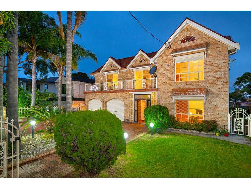 24 Strathlora Street, Strathfield NSW 2135