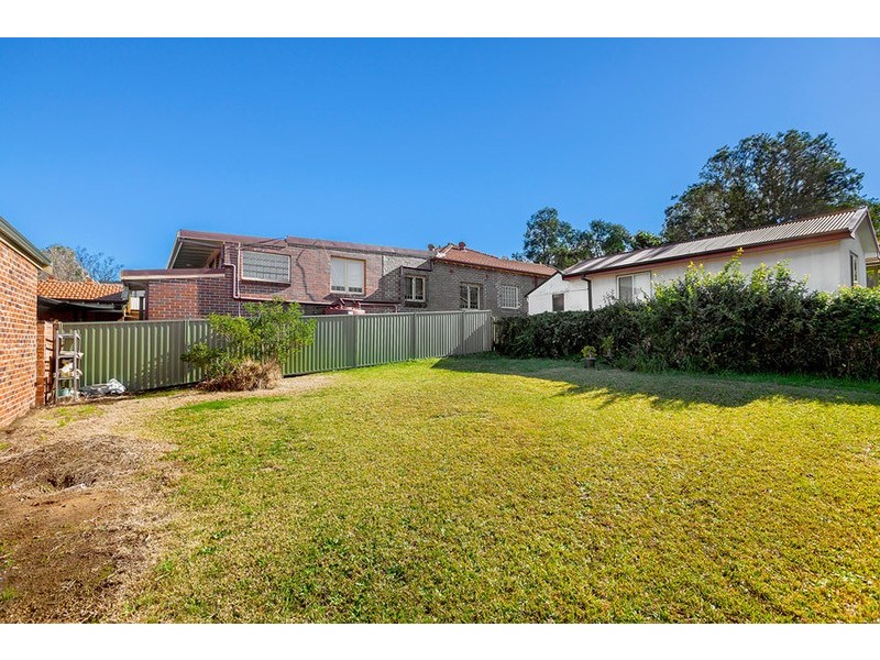 27 Hillcrest Avenue, Strathfield South NSW 2136