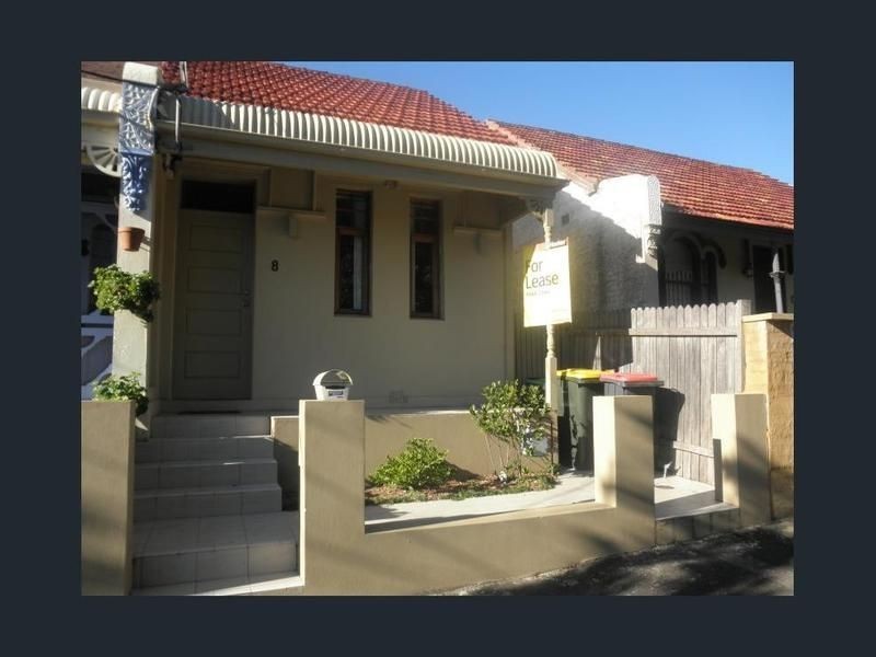 8 William Street, Tempe NSW 2044