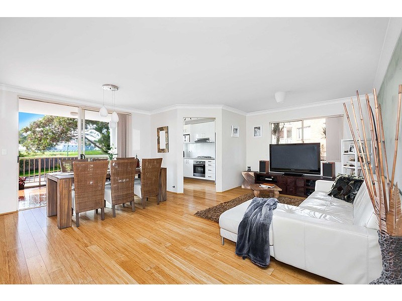 4/10 Broughton Street, Canterbury NSW 2193