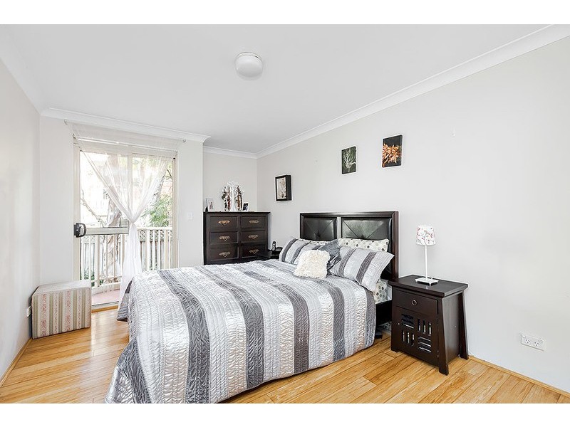 4/10 Broughton Street, Canterbury NSW 2193