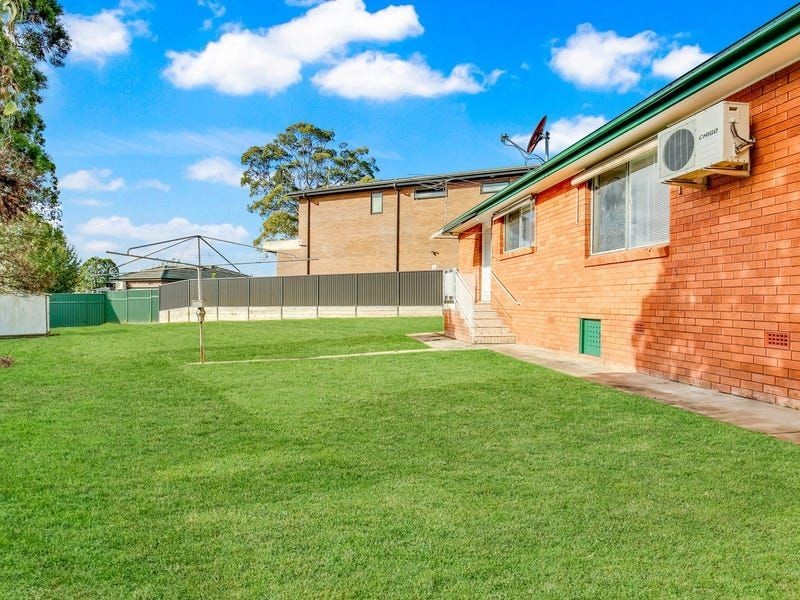 3 Wolli Place, Greenacre NSW 2190