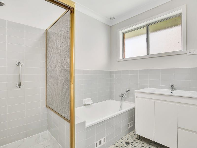 3 Wolli Place, Greenacre NSW 2190