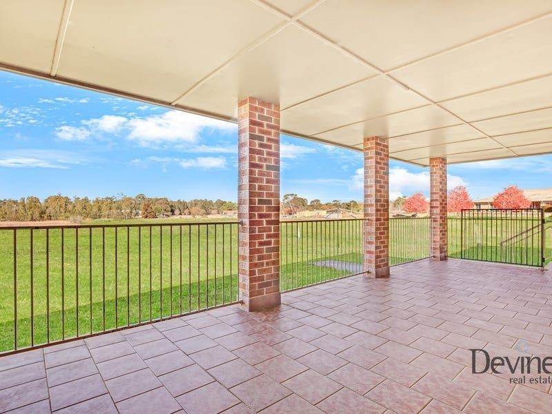 114B Kelvin Park Drive, Bringelly NSW 2556