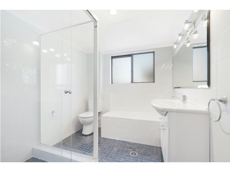 8/5-13 Dellwood Street, Bankstown NSW 2200