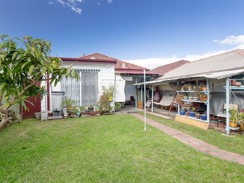 81 Turton Road, Waratah NSW 2298