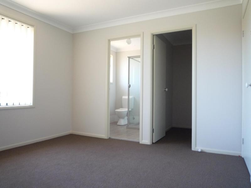 1 Targo Close, Rutherford NSW 2320