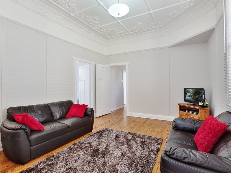 5 Lorna Street, Waratah NSW 2298