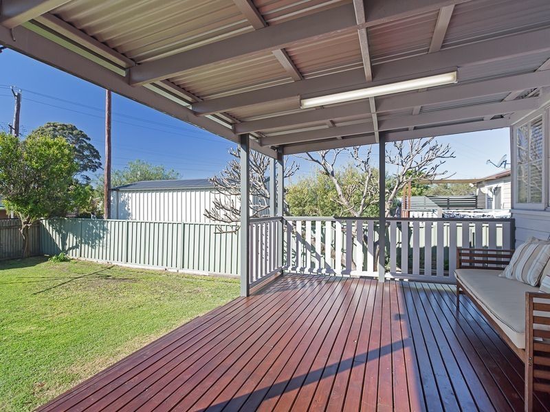 5 Lorna Street, Waratah NSW 2298