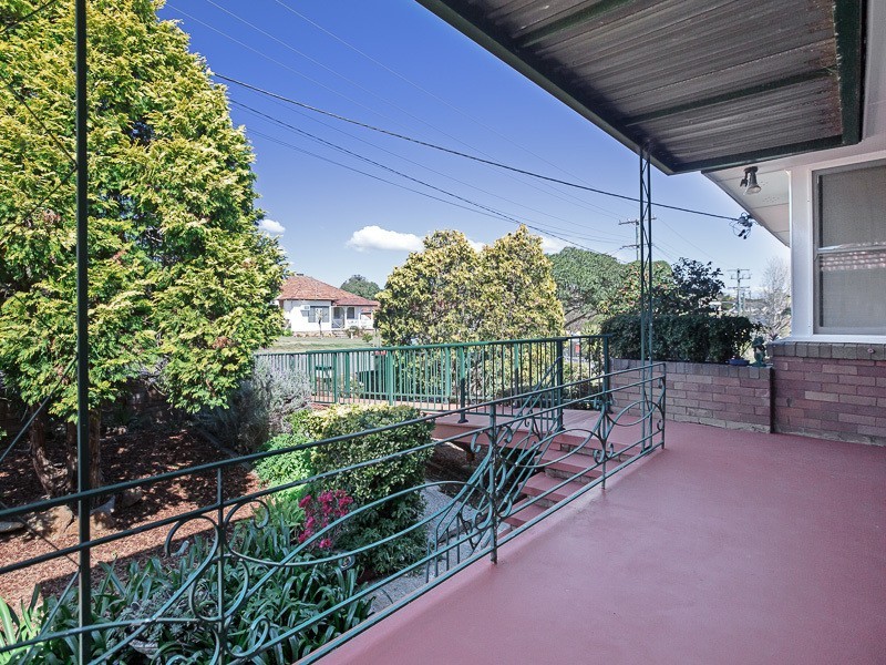 20 Derna Rd, Shortland NSW 2307