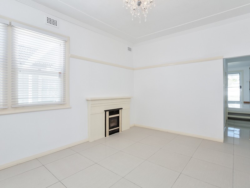 43 Fletcher Street, Adamstown NSW 2289