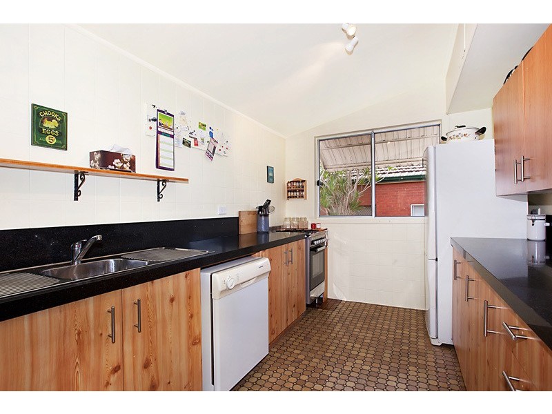 370 Brunker Rd, Adamstown NSW 2289