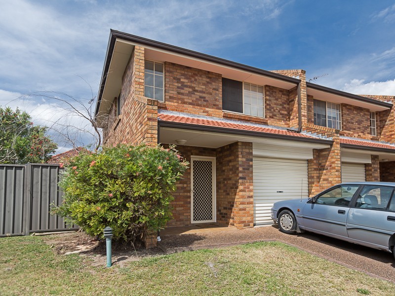 1/23A Chaucer Street, Hamilton NSW 2303