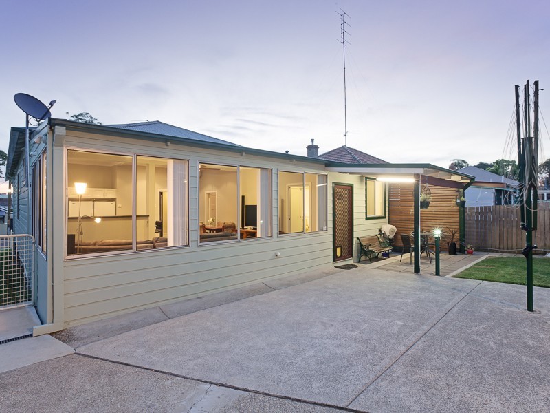 11 Buruda Street, Mayfield NSW 2304