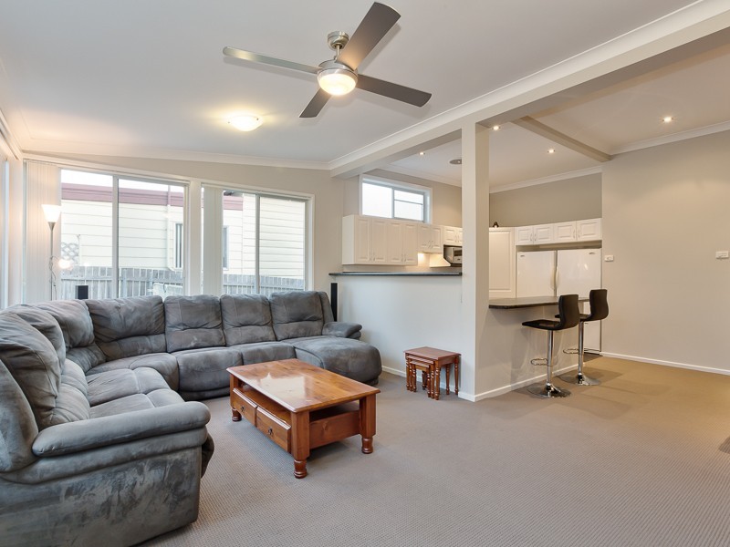 11 Buruda Street, Mayfield West NSW 2304