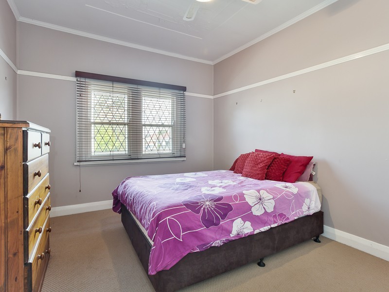 6 Ada Street, Waratah NSW 2298