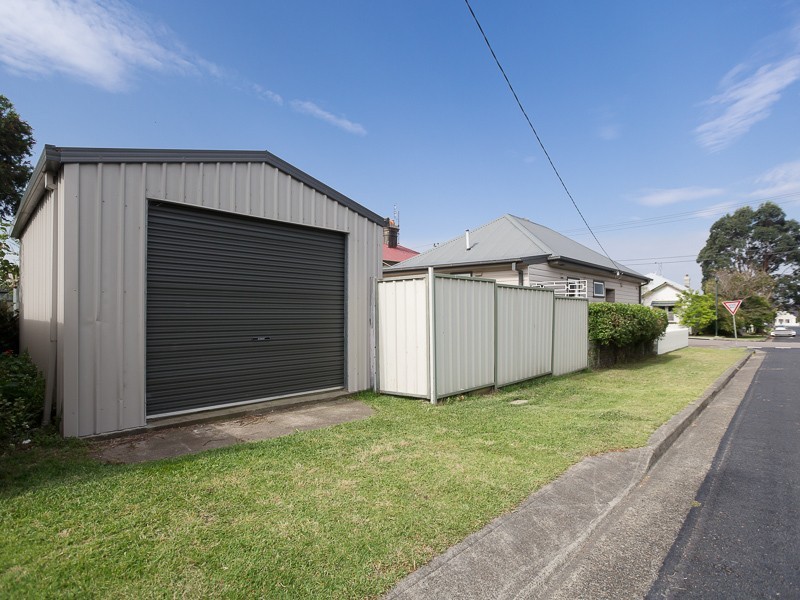 6 Ada Street, Waratah NSW 2298