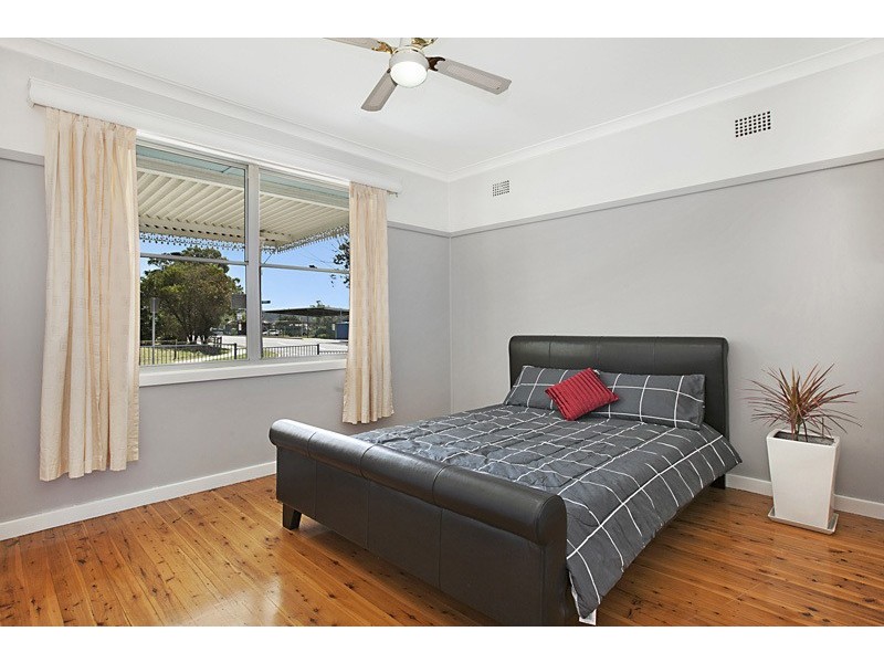 41 Marmong Street, Booragul NSW 2284